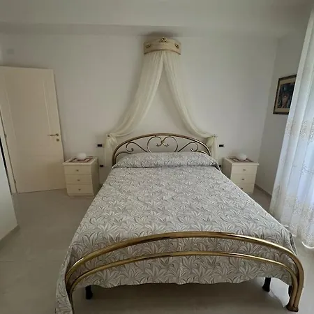 公寓 Lenuare Luxury 代森扎诺-德尔加达