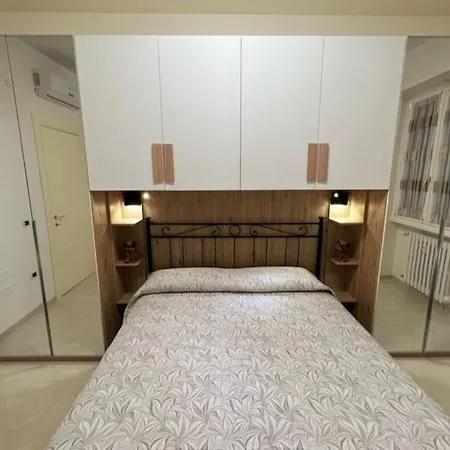 Lenuare Luxury Апартаменты Дезенцано-дель-Гарда
